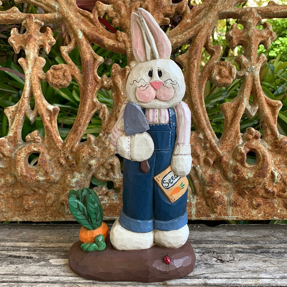 Retired Eddie Walker Gardner Rabbit
